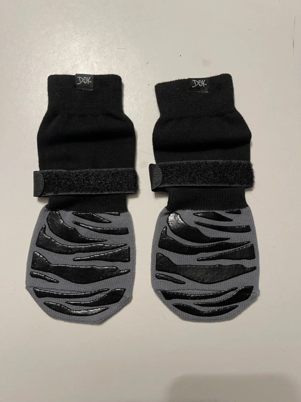 DOK Non-Slip Dog Socks Anti-Slip Grips Adjustable Straps Black Grey Paw Boots